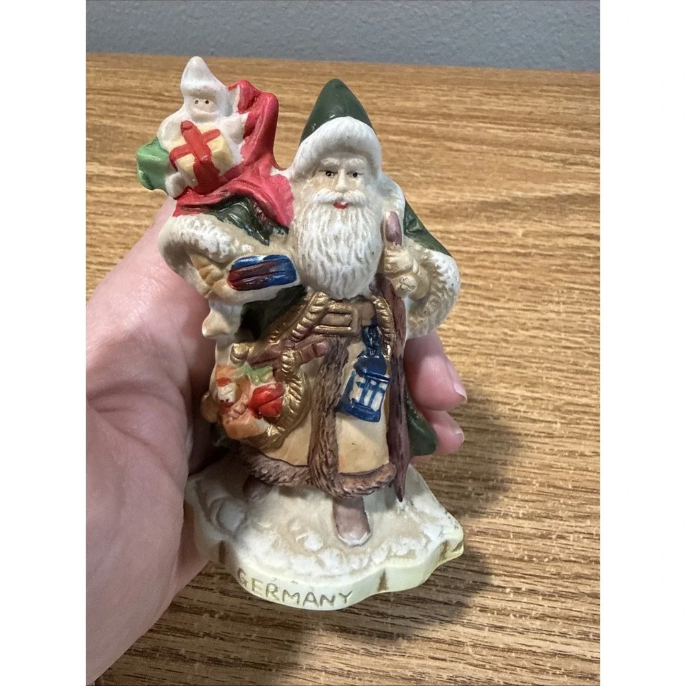 Vintage 1991 Porcelain Santa Clause Figurine, RSVP #8902 Germany, Made in Taiwan